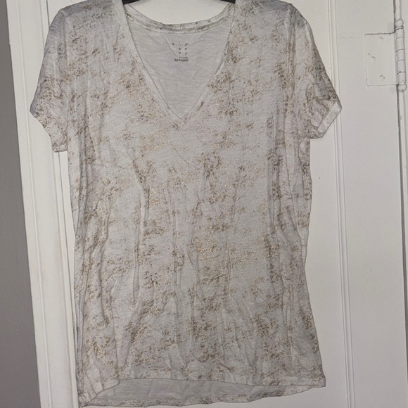 a new day Women's Short Sleeve V-Neck Top - White and Gold - Picture 1 of 3